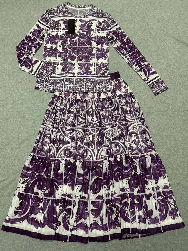 Retro blue-and-white porcelain - Vintage Fashion Pieces recension och pris