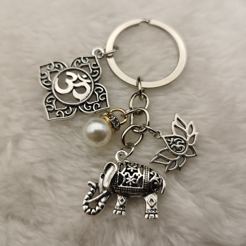 Vintage Religious Keychain Ele - Vintage Ysl Fashion recension och pris