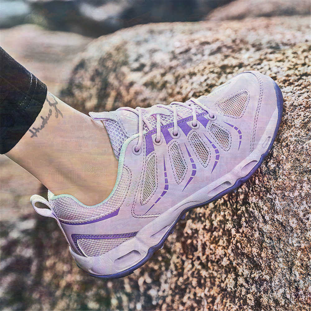 Sumer Round Tip Silver Sneaker - Vintage Fashion Collection recension och pris