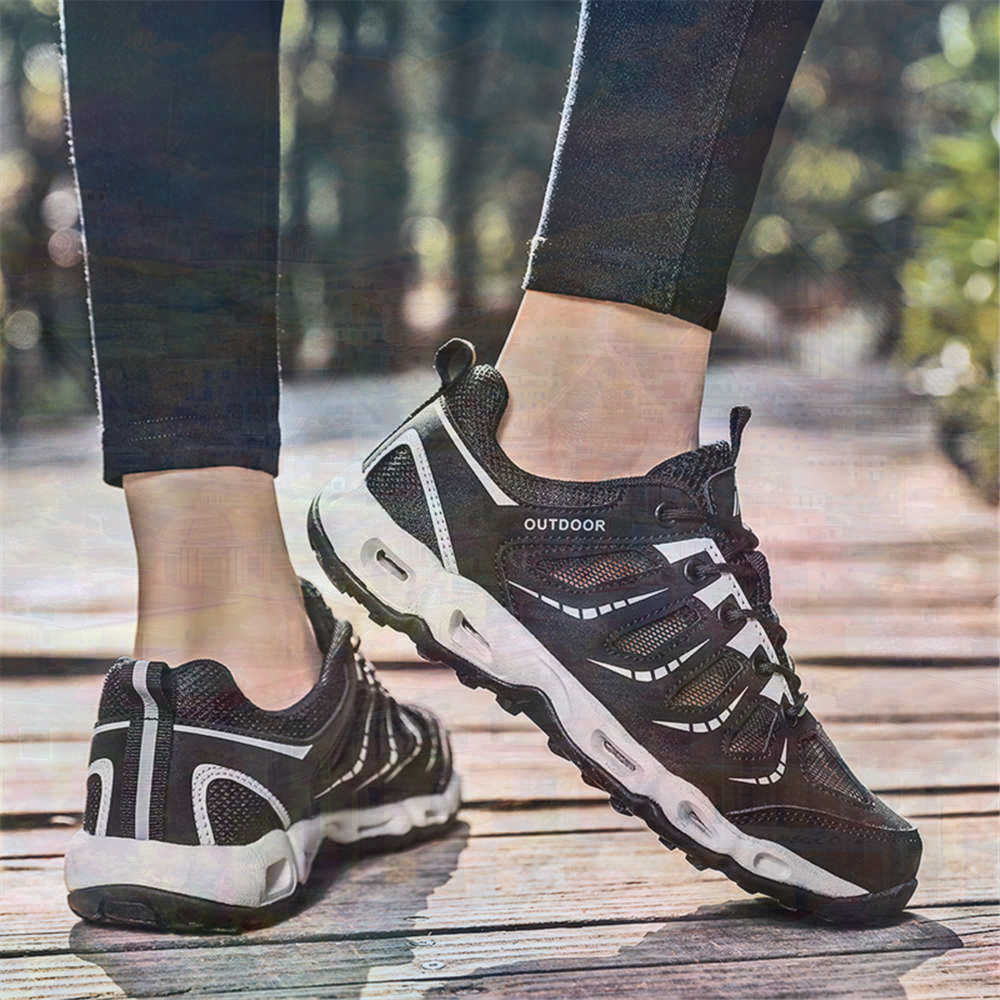 Sumer Round Tip Silver Sneaker - Vintage Fashion Collection recension och pris