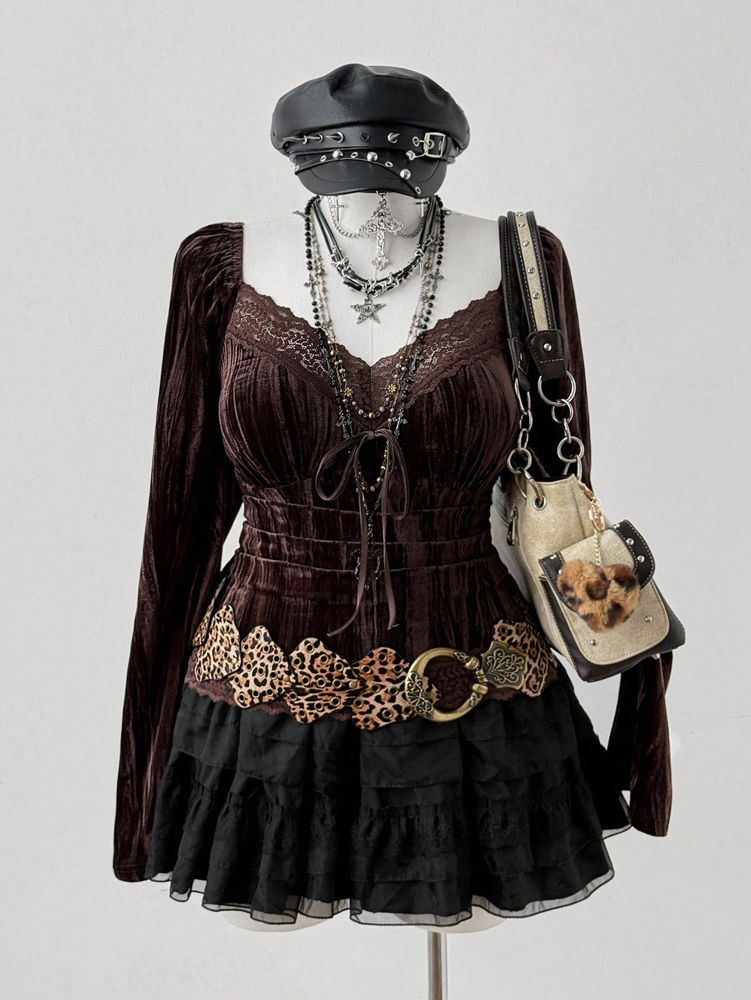 Plus-Size Women's Fashionable  - Vintage Fashion Events recension och pris