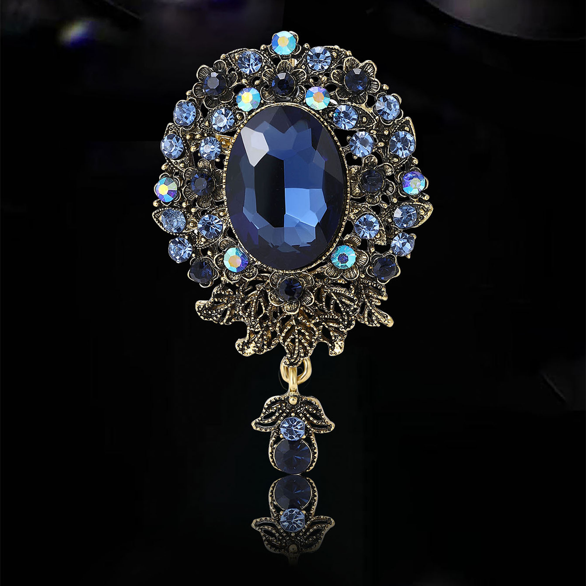 Vintage Rhinestone Palace Broo - Vintage Fashion Events recension och pris